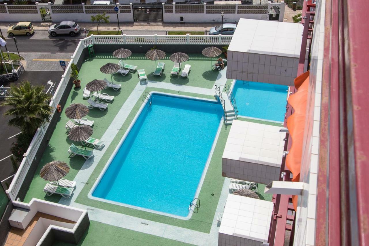 Sea Breeze In Playa De Americas With Parking Appartement